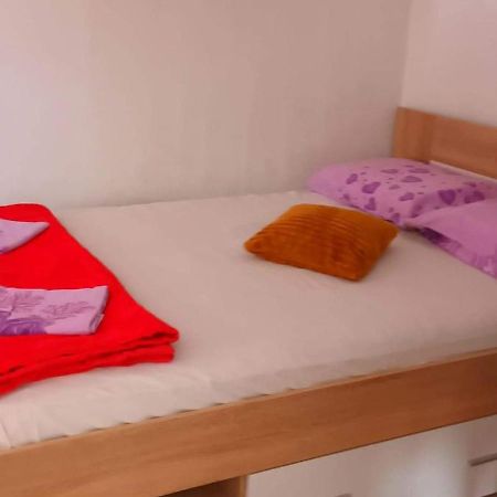 Apartman Petra Trpanj Luaran gambar